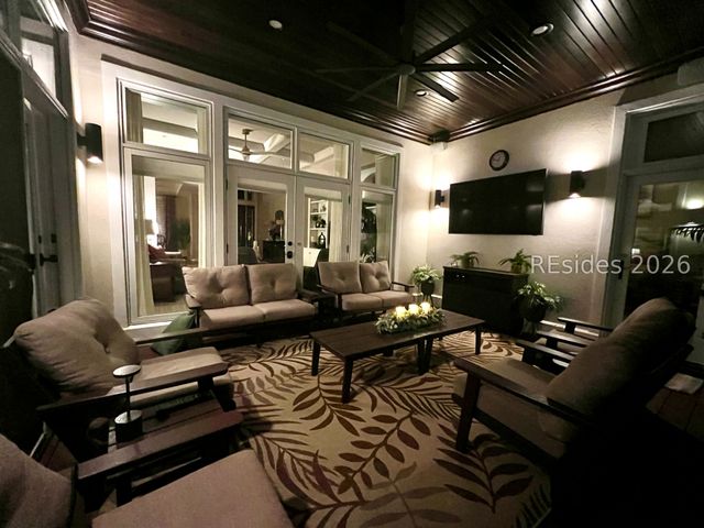 27 Cotesworth Pl, Hilton Head Island, SC 29926