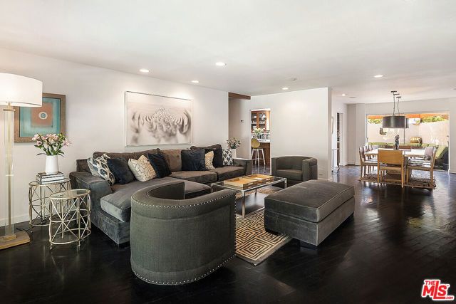 8405 Edwin Drive, Los Angeles, CA 90046