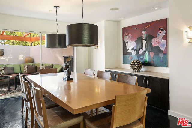 8405 Edwin Drive, Los Angeles, CA 90046