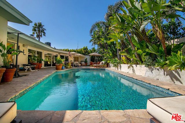 8405 Edwin Drive, Los Angeles, CA 90046