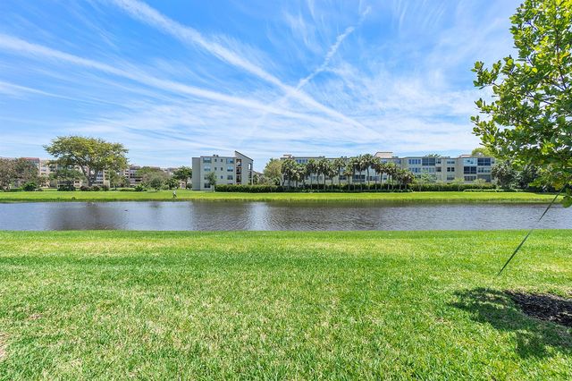 14624 Three Ponds Trail, Delray Beach, FL 33446