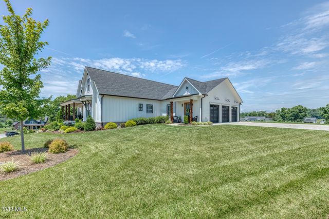 1385 Chadsworth Lane, Johnson City, TN 37601