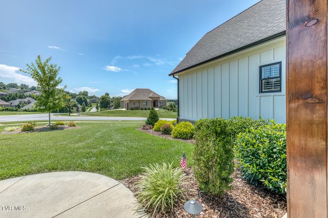 1385 Chadsworth Lane, Johnson City, TN 37601