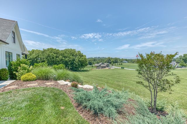 1385 Chadsworth Lane, Johnson City, TN 37601