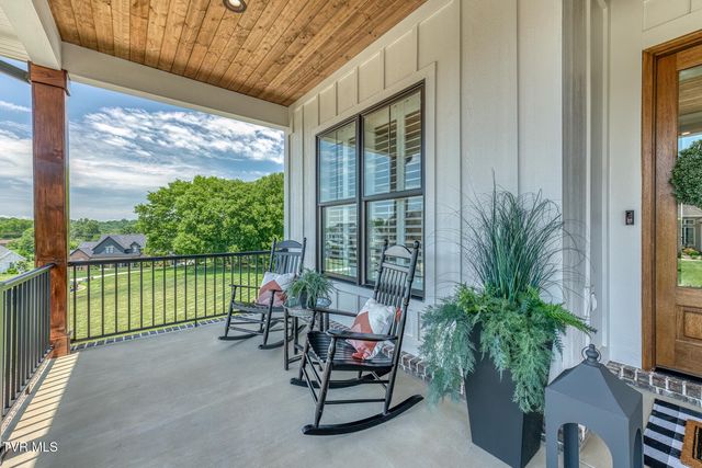 1385 Chadsworth Lane, Johnson City, TN 37601