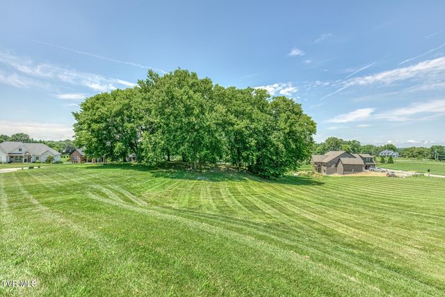 1385 Chadsworth Lane, Johnson City, TN 37601
