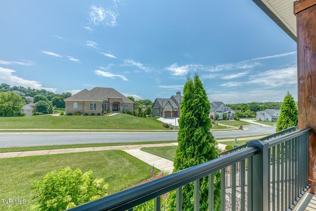 1385 Chadsworth Lane, Johnson City, TN 37601