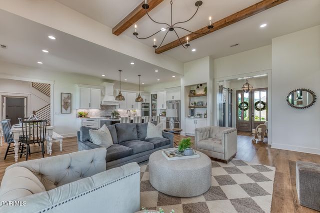 1385 Chadsworth Lane, Johnson City, TN 37601