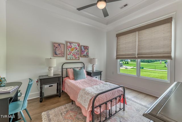 1385 Chadsworth Lane, Johnson City, TN 37601