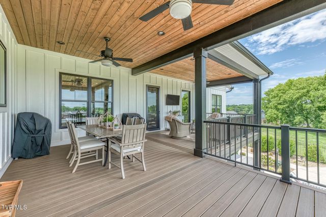 1385 Chadsworth Lane, Johnson City, TN 37601
