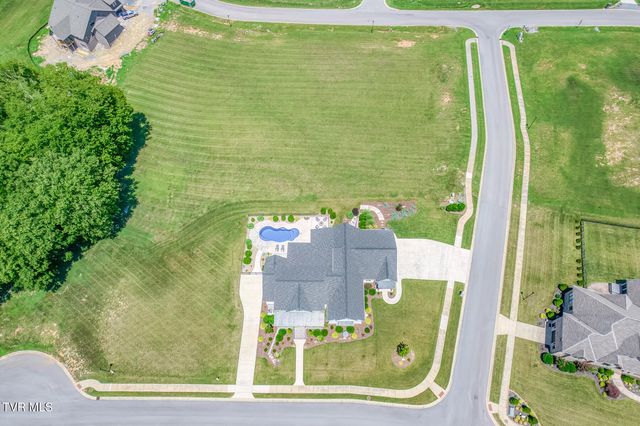 1385 Chadsworth Lane, Johnson City, TN 37601