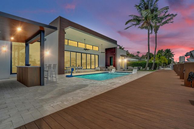 2816 NE 38th Street, Fort Lauderdale, FL 33308
