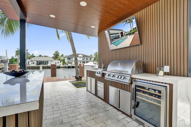 2816 NE 38th Street, Fort Lauderdale, FL 33308