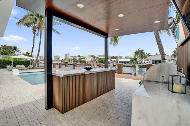 2816 NE 38th Street, Fort Lauderdale, FL 33308