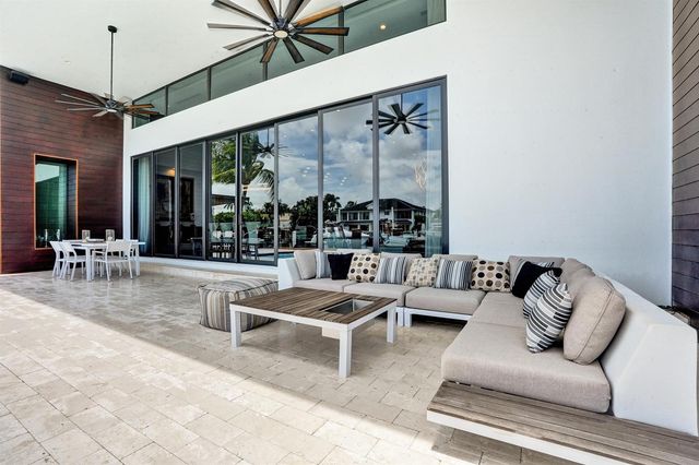 2816 NE 38th Street, Fort Lauderdale, FL 33308