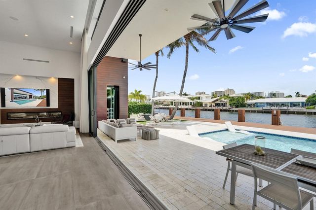 2816 NE 38th Street, Fort Lauderdale, FL 33308