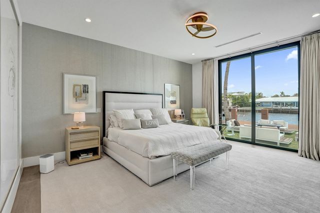 2816 NE 38th Street, Fort Lauderdale, FL 33308