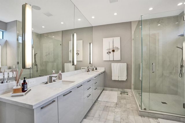 2816 NE 38th Street, Fort Lauderdale, FL 33308