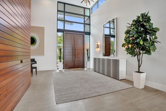 2816 NE 38th Street, Fort Lauderdale, FL 33308