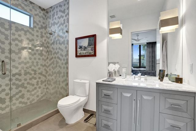 2816 NE 38th Street, Fort Lauderdale, FL 33308