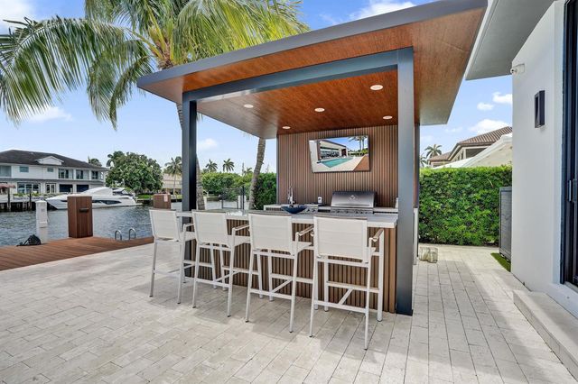 2816 NE 38th Street, Fort Lauderdale, FL 33308