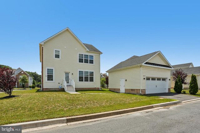 332 SUN BLVD, Bear, DE 19701