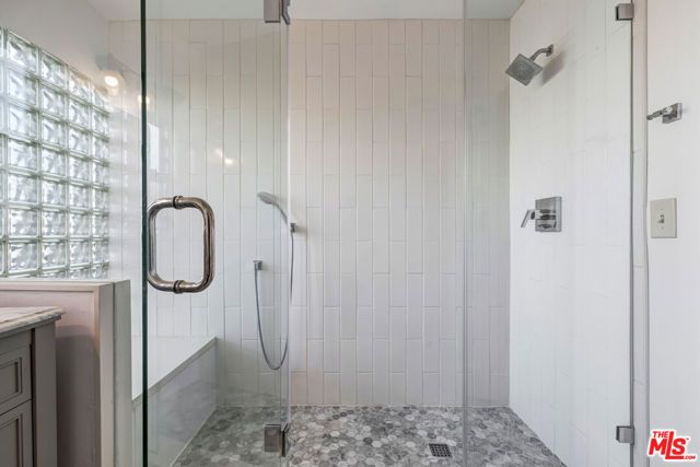 9125 David Avenue, Los Angeles, CA 90034