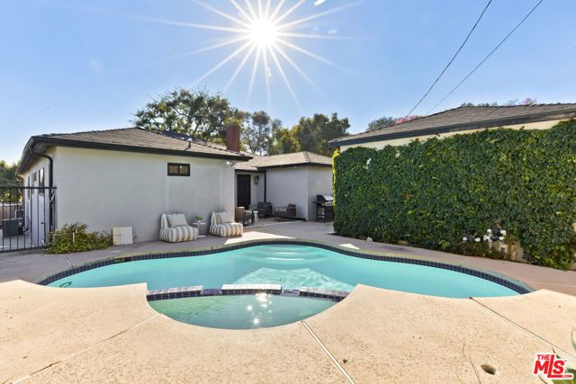 9125 David Avenue, Los Angeles, CA 90034