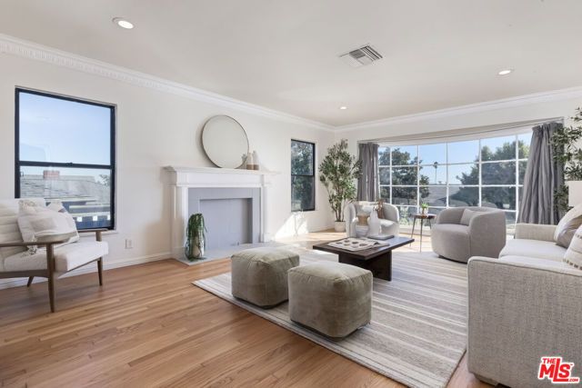 9125 David Avenue, Los Angeles, CA 90034