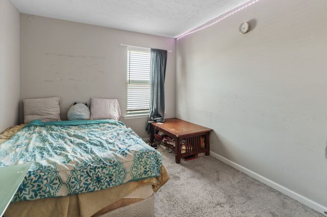 1046 Bradburn Village Dr, Antioch, TN 37013