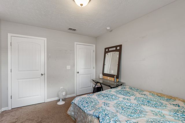 1046 Bradburn Village Dr, Antioch, TN 37013