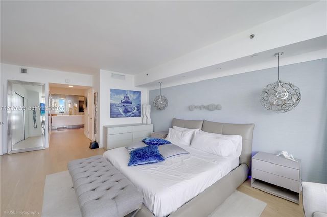 400 Alton Rd 1506, Miami Beach, FL 33139
