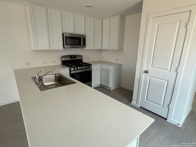 242 Tahoe Ave, New Braunfels, TX 78130
