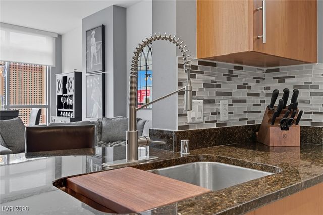 200 West Sahara Avenue 1405, Las Vegas, NV 89102