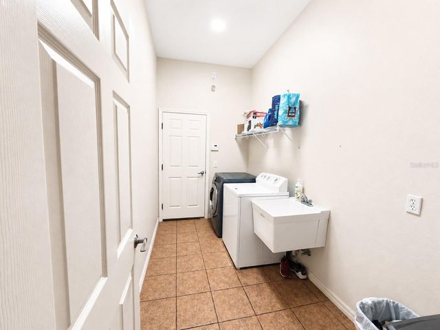 5635 CANVASBACK COURT, Lakeland, FL 33805