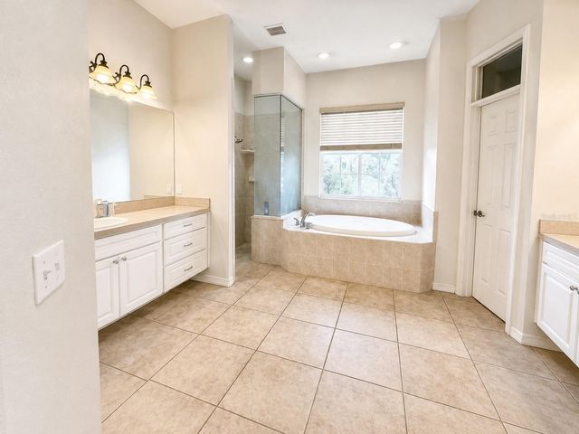 5635 CANVASBACK COURT, Lakeland, FL 33805