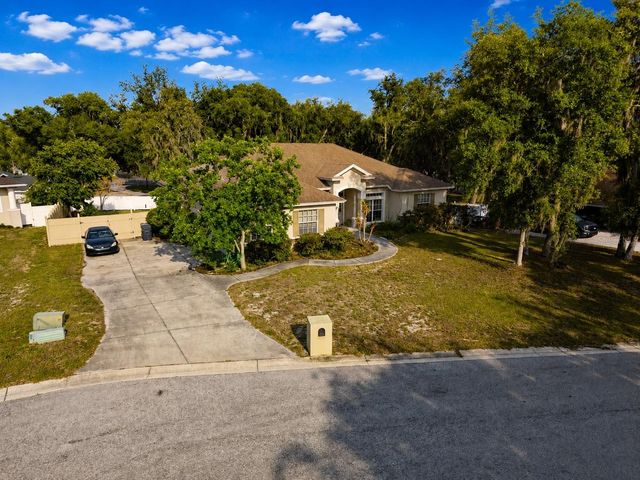 5635 CANVASBACK COURT, Lakeland, FL 33805