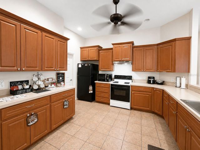 5635 CANVASBACK COURT, Lakeland, FL 33805