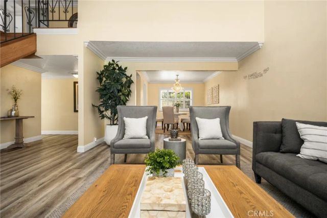 2860 E Hempstead, Anaheim, CA 92806