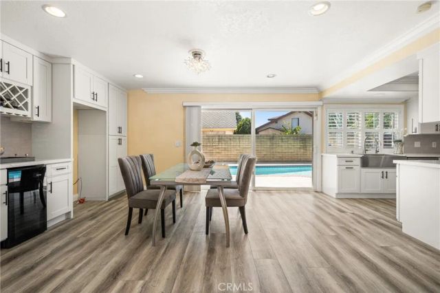 2860 E Hempstead, Anaheim, CA 92806