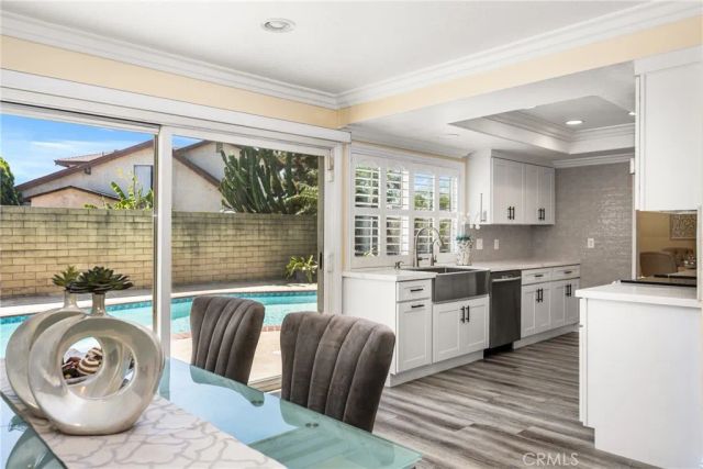 2860 E Hempstead, Anaheim, CA 92806