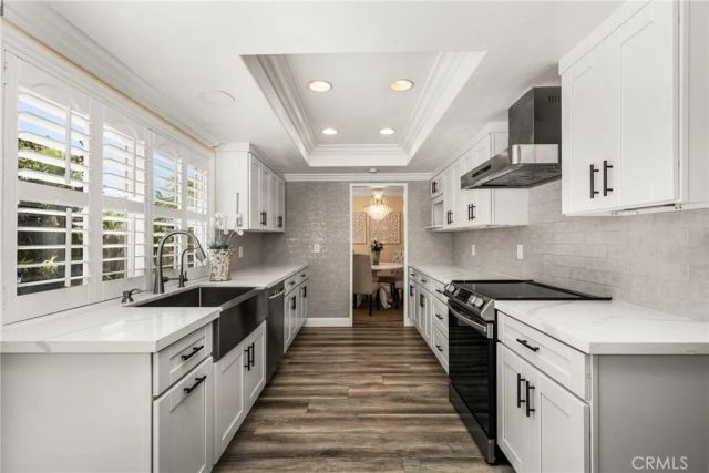 2860 E Hempstead, Anaheim, CA 92806