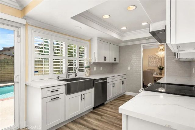 2860 E Hempstead, Anaheim, CA 92806