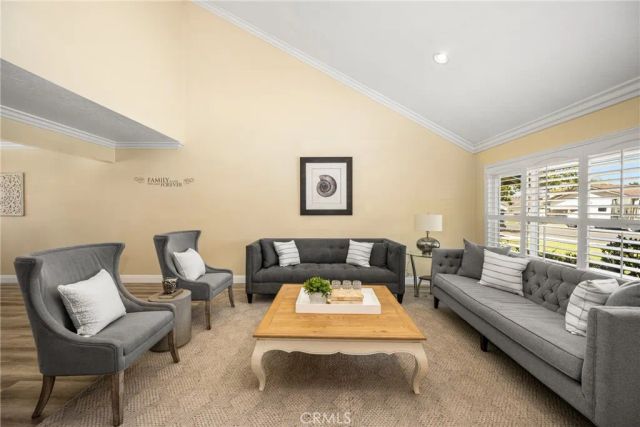 2860 E Hempstead, Anaheim, CA 92806