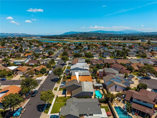 2860 E Hempstead, Anaheim, CA 92806