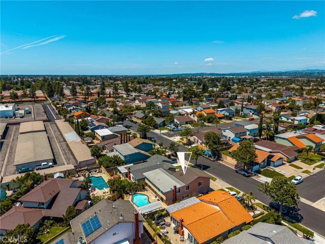 2860 E Hempstead, Anaheim, CA 92806
