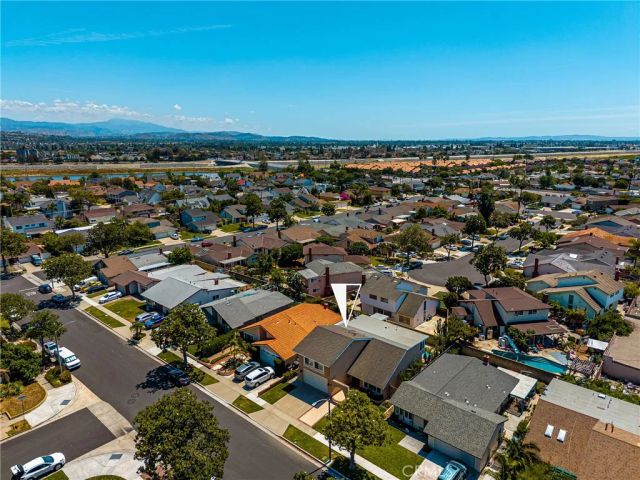 2860 E Hempstead, Anaheim, CA 92806
