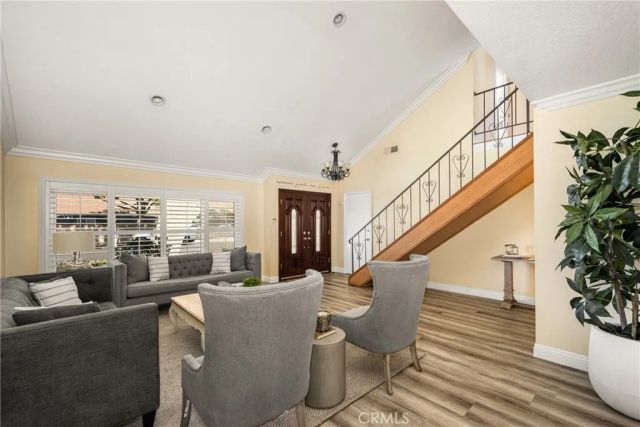 2860 E Hempstead, Anaheim, CA 92806