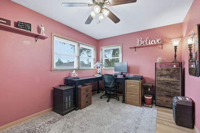 8662 N Ozark Avenue, Niles, IL 60714