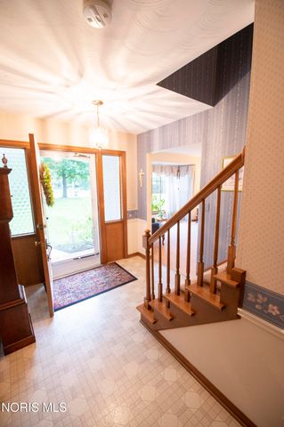 1900 Green Valley Drive, Toledo, OH 43614